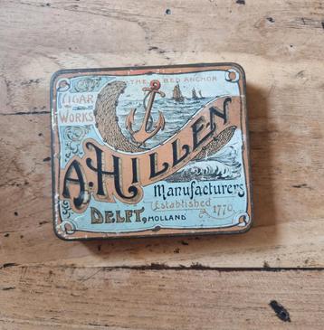 antiek sigarenblik Firma A. Hillen Delft

 beschikbaar voor biedingen