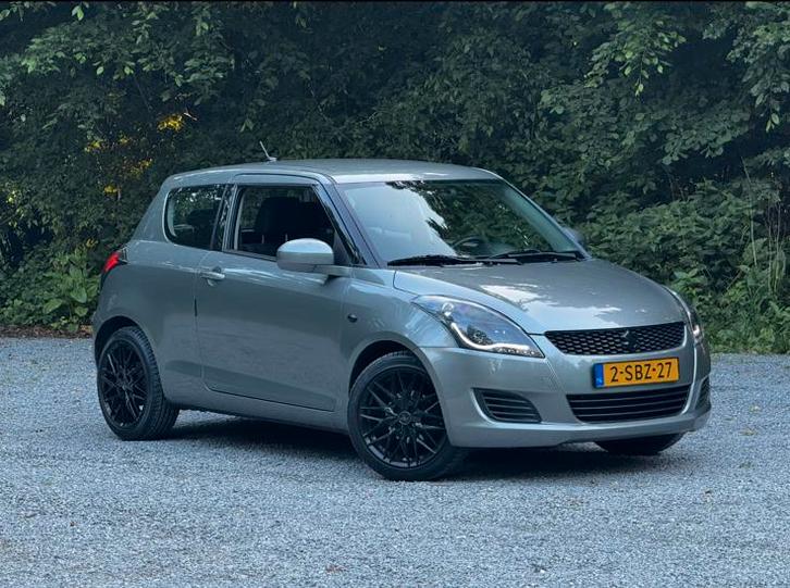 Suzuki Swift 1.2 3-D 2013 Grijs, Auto's, Suzuki, Particulier, Swift, ABS, Achteruitrijcamera, Airbags, Airconditioning, Android Auto