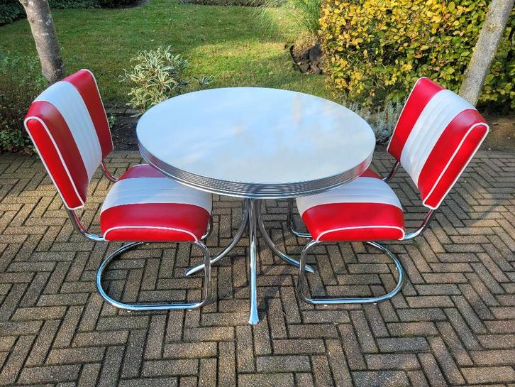Amerikaanse Bel Air diner tafel + 2 stoelen fifties sixties, Huis en Inrichting, Stoelen, Zo goed als nieuw, Twee, Rood, Ophalen
