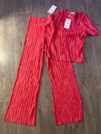 Zara donkerroze plissé set - broek en shirtje - nieuw maat M, Kleding | Dames, Nieuw, Zara, Kostuum of Pak, Maat 38/40 (M)
