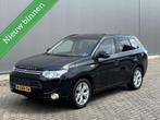 Mitsubishi Outlander 2.0 PHEV Aut. Dakje, export,niet netjes, Auto's, Mitsubishi, Zwart, 4 cilinders, Zwart, Bedrijf
