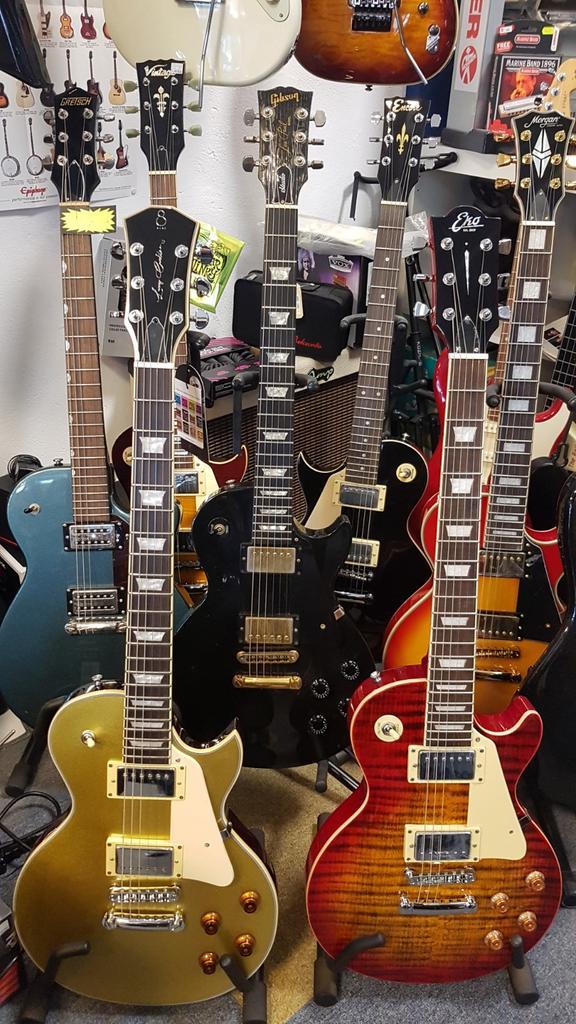 Gibson Les Paul en andere, Vintage, Eko Gretsch Lefty, Muziek en Instrumenten, Snaarinstrumenten | Gitaren | Elektrisch, Solid body