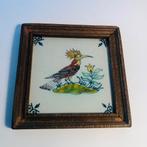 Antieke wandtegel met vogel, Makkumer aardewerk, Antiek en Kunst, Ophalen of Verzenden