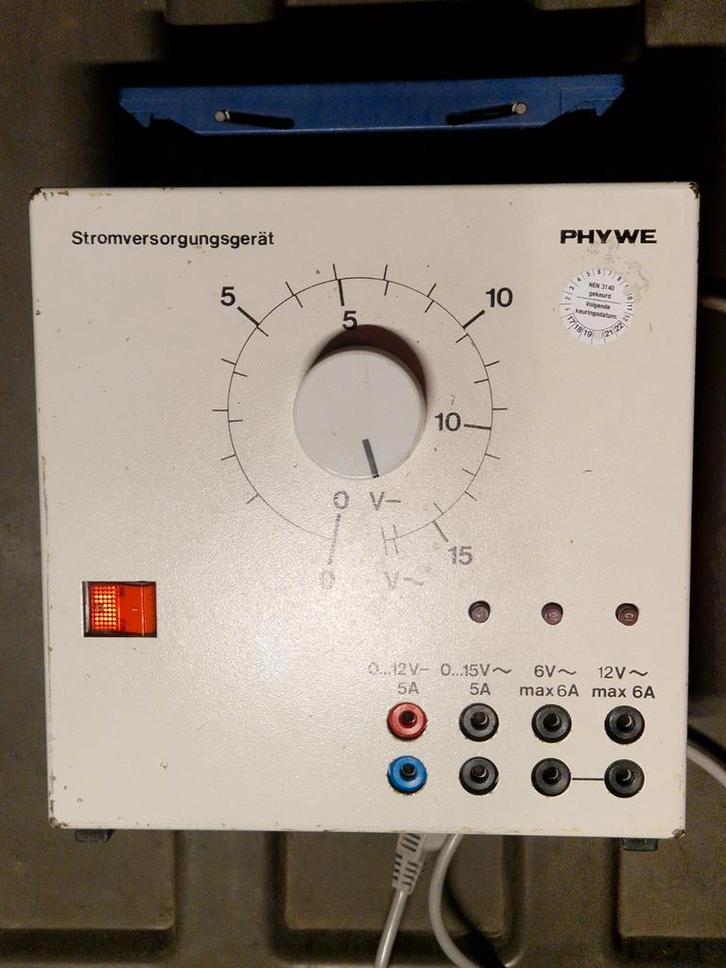 Variac regelbare voeding laboratorium voeding, Doe-het-zelf en Verbouw, Meetapparatuur, Zo goed als nieuw, Elektriciteit, Ophalen of Verzenden