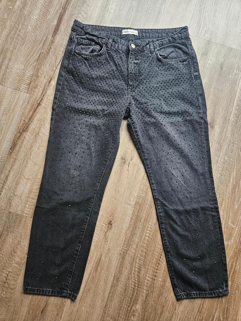 Spijkerbroek jeans zwart met steentje Zara 44 bijna nieuw, Ophalen of Verzenden, Zo goed als nieuw, W33 - W36 (confectie 42/44)