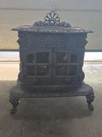 Mooie gietijzeren kachel, Huis en Inrichting, Ophalen of Verzenden, Gebruikt, Hout, Houtkachel