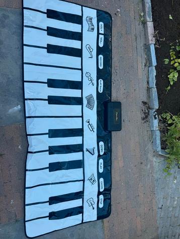 Piano Mat - Muziek voor Kinderen beschikbaar voor biedingen