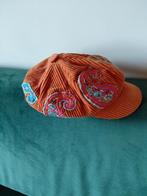 Retro pet  ribfluweel, Ophalen of Verzenden, Gedragen, One size fits all