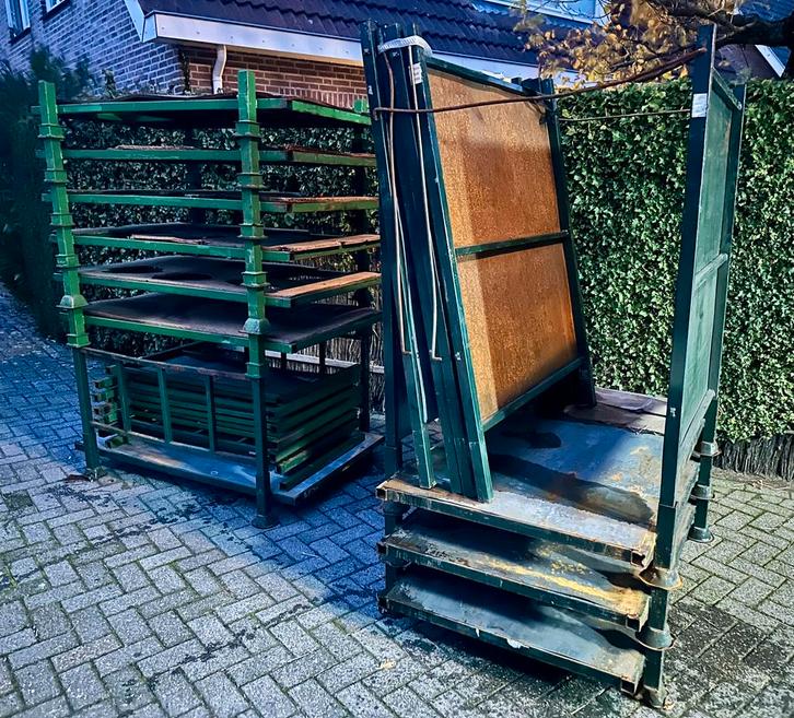 stapelrack stapelbokken stapel bokken stapel, Doe-het-zelf en Verbouw, Transportwagens, Gebruikt, Overige typen, 100 liter of meer