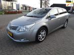 Toyota Avensis Wagon 1.8 VVTi Business/Airco/Navi/Camera/Cru, Euro 5, 4 cilinders, Origineel Nederlands, Handgeschakeld