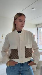 Remade crème/wit jacket met gucci stof, Maat 38/40 (M), Wit, Nieuw, Ophalen of Verzenden