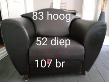 Leren stoel bruin  beschikbaar voor biedingen