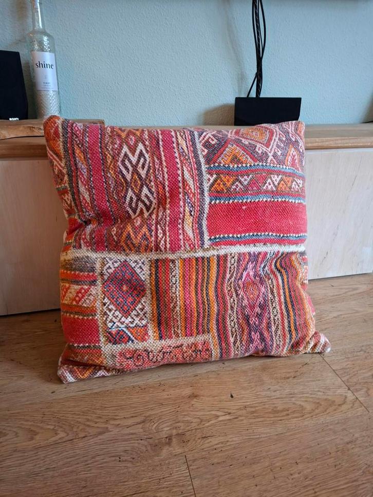 Bohemian roze kussen 55x55cm, Huis en Inrichting, Woonaccessoires | Kussens, Zo goed als nieuw, Roze, Vierkant, Ophalen