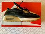 Nike Air Max 90 Ultra 2.0 Flyknit Zwart/Goud - Maat 40,5, Zwart, Ophalen of Verzenden, Nike Air, Sneakers of Gympen