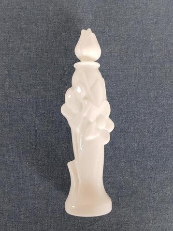 Flacon AVON Floral Bud Vase Collectors Item beschikbaar voor biedingen