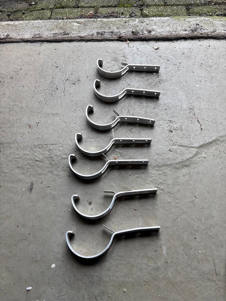 Aluminium Dakgoot Beugels - 7 stuks, Doe-het-zelf en Verbouw, Buizen en Afvoer, Gebruikt, Dakgoot, Zink, Minder dan 2 meter, 80 mm of meer