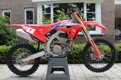 Crossmotor Honda CRF 250 2024 met 27,5 uur. Leuke extra´s!, Motoren, Motoren | Honda, Bedrijf, Crossmotor, 12 t/m 35 kW, 1 cilinder