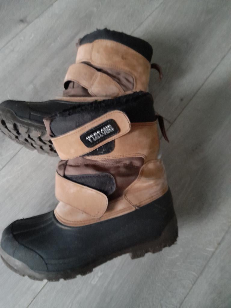 Snowboots maat 36 / 37, Ophalen of Verzenden, Zo goed als nieuw, Jongen of Meisje, Laarzen