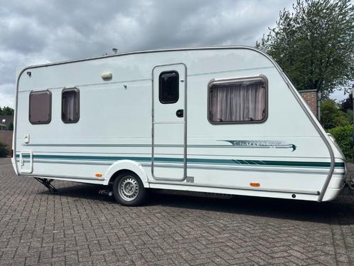 Swift Challenger 500 SE (2001) met mover, voortent en luifel, Caravans en Kamperen, Caravans, Particulier, tot en met 4, 1000 - 1250 kg