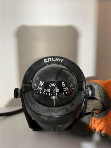 Ritchie boot kompass afkomstig van reddingssloep