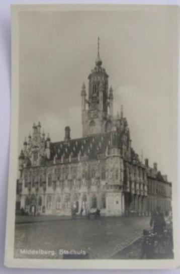 ansichtkaart Zeeland e/o nr. 9 - Middelburg , stadhuis beschikbaar voor biedingen
