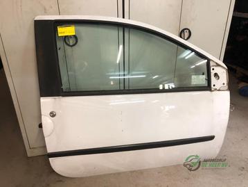 Portier 2Deurs rechts van een Renault Twingo beschikbaar voor biedingen