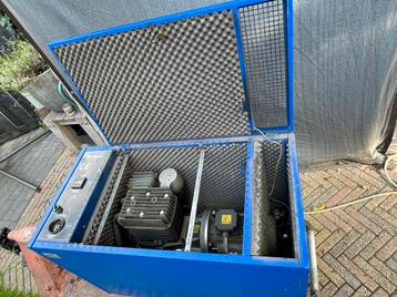 Ceccato YA600 Geluidsgedempte Zuigercompressor beschikbaar voor biedingen