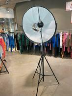 Hoge staande lamp met grote stoffen kap, Huis en Inrichting, Lampen | Vloerlampen, Ophalen, Zo goed als nieuw, Stof, 150 tot 200 cm