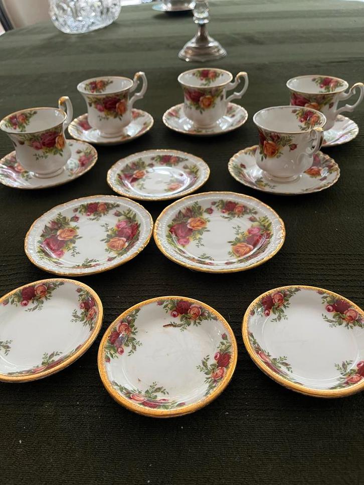 Royal Albert Old Country Rosé Servies Verzameling, Antiek en Kunst, Antiek | Servies los, Ophalen