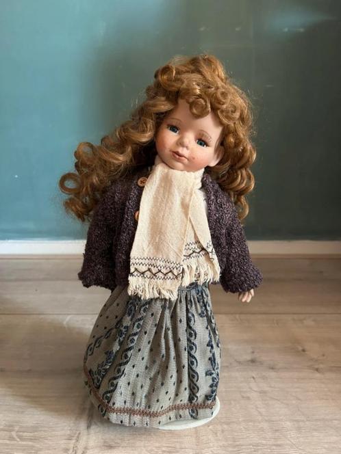 Porseleinen pop Magda-Lena, Verzamelen, Poppen, Gebruikt, Pop, Ophalen of Verzenden
