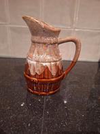 Vintage wijnkannetje druipglazuur (Revol franse lave), Huis en Inrichting, Keuken | Servies, Overige typen, Ophalen of Verzenden