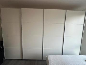 Kledingkast met schuifdeuren 4 vak