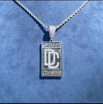 Dream Chasers Hanger beschikbaar voor biedingen