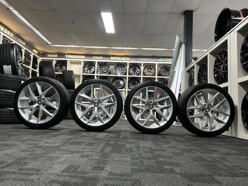 18 Inch originele Seat Leon velgenset 5x112. Zeer netjes, Auto-onderdelen, Banden en Velgen, Banden en Velgen, Zomerbanden, 18 inch