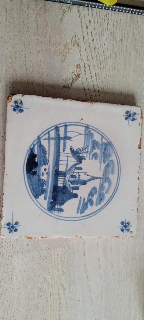 Oude Delfsblauwe Tegel met Landschap, Antiek en Kunst, Antiek | Wandborden en Tegels, Ophalen of Verzenden