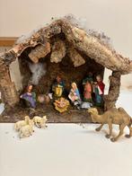 Vintage kerststal met kunststof figuren, Diversen, Kerst, Ophalen of Verzenden, Zo goed als nieuw