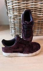 Nike air force velvet, Kleding | Dames, Schoenen, Nike, Ophalen of Verzenden, Zo goed als nieuw, Sneakers of Gympen