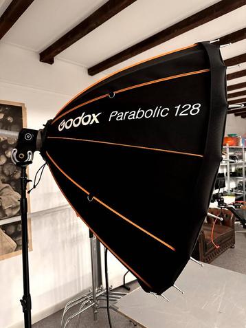 Godox 128cm Parabolic Softbox Reflector Kit + Opbergtas beschikbaar voor biedingen