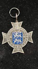ELFSTEDENTOCHT KRUISJE 1985 medaille, Ophalen of Verzenden, Overige materialen