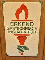 Emaille reclamebord Erkend Gastechnisch Installateur, Ophalen of Verzenden, Zo goed als nieuw, Reclamebord