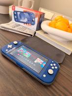 Nintendo Switch Lite TWV€250 Hoes Screenprotector Als NIEUW!, Spelcomputers en Games, Spelcomputers | Nintendo Switch Lite, Ophalen of Verzenden