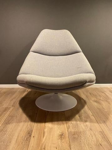 Artifort F510 beschikbaar voor biedingen