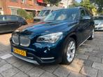 BMW X1 2.0i | High Executive | Automaat | Half Leder | NAP, 1800 kg, Zwart, 4 cilinders, Blauw