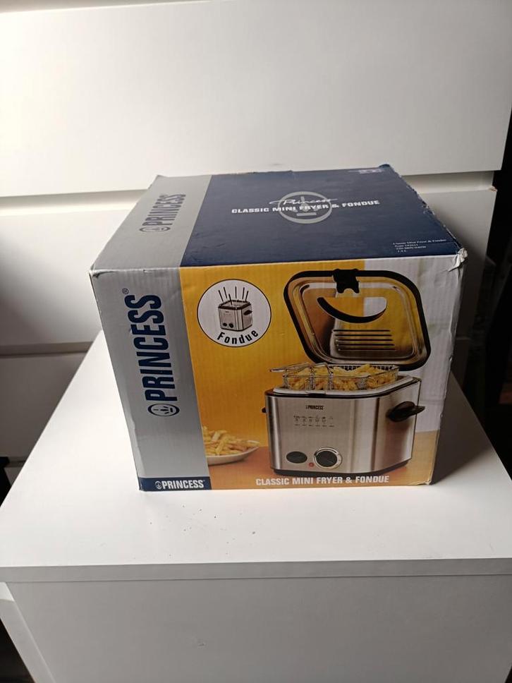 Princess Frituurpan/Fondue - Nieuw in doos!, Witgoed en Apparatuur, Frituurpannen, Nieuw, 1 tot 2 liter, Uitneembare binnenpan