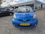 Toyota Aygo 1.0-12V Dynamic Blue|5-DEURS|CARPLAY OPTIONEEL|, Voorwielaandrijving, Gebruikt, 68 pk, Origineel Nederlands
