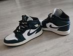 Nike air jordan maat 38 nog in zeer goede staat., Ophalen, Zo goed als nieuw, Sneakers of Gympen