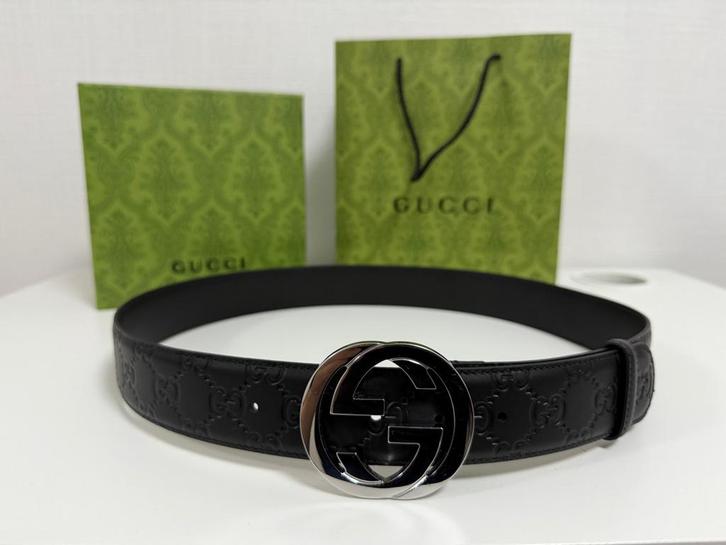Gucci Signature GG Riem Leer - Zilveren Gesp, Kleding | Heren, Riemen en Ceinturen, Zo goed als nieuw, Riem of Ceintuur, 105 tot 115 cm