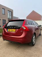 Volvo V60 D2 2015 APK 10-2026 Trekhaak Camera Goed onderhoud, Voorwielaandrijving, 4 cilinders, 1969 cc, Origineel Nederlands