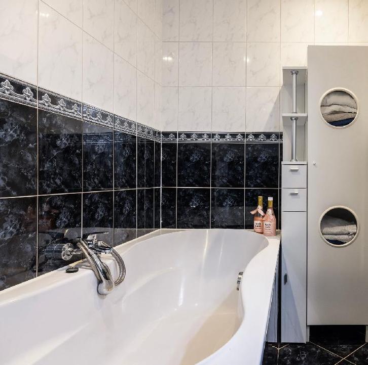 Inbouwbad 90cm breed - Incl. Pootjes & Afvoerset, Huis en Inrichting, Badkamer | Complete badkamers, Gebruikt, Met bad, Ophalen