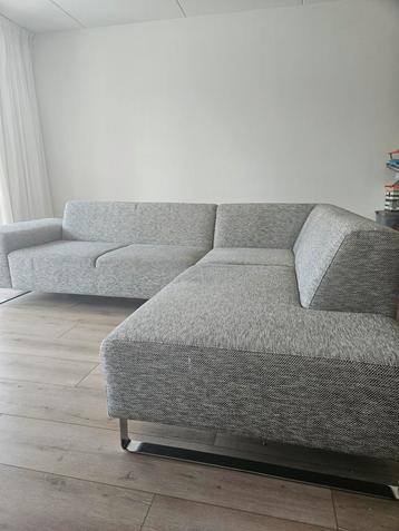 Zwart-witte hoekbank I Pronto beschikbaar voor biedingen